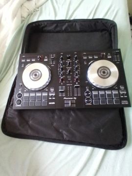 Controladora DJ Pioneer DDJ-SB3 c/ case