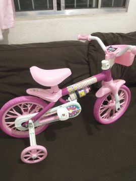 Bicicleta aro 12 NOVA montada