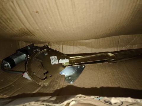 ENGENHO LADO DO MOTORISTA P/ 8 DENTES (CLASSIC/CORSA) 
