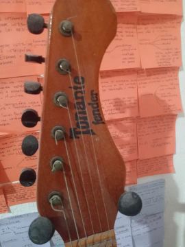 Guitarra Tonante Fender