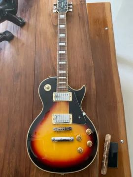 Les Paul Strinberg