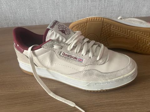 Tenis Club C Revenge Reebok- 41 semi novo