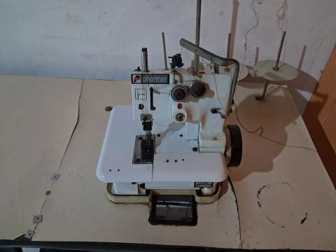 Máquina de costura 