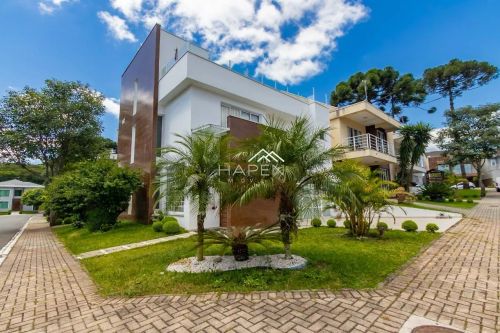 Casa em Condomínio Fechado no Umbará