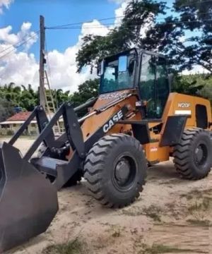 Pá Carregadeira Case W20f Ano 2020 