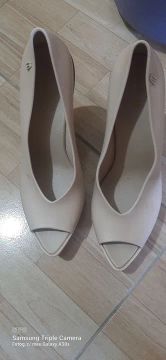 Peep Toe