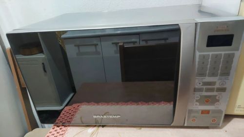 Micro-ondas Brastemp 30L inox espelhado 