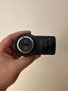 Botão acendimento faróis e milha da S10 onix prisma 