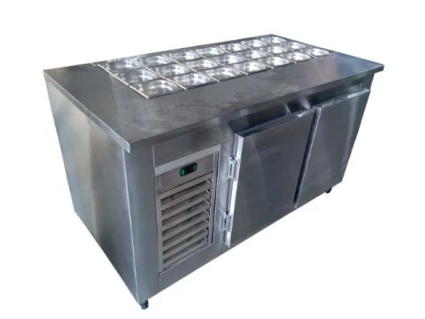 Condimentadora refrigerada c/ pista no tampo de sobrepor.