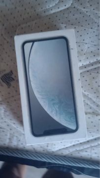iPhone XS Max dourado zero
