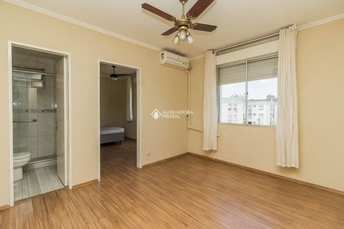 Apartamento no bairro Morro Santana