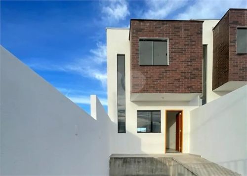 Casa com 2 quartos para locação em Califórnia - RJ
