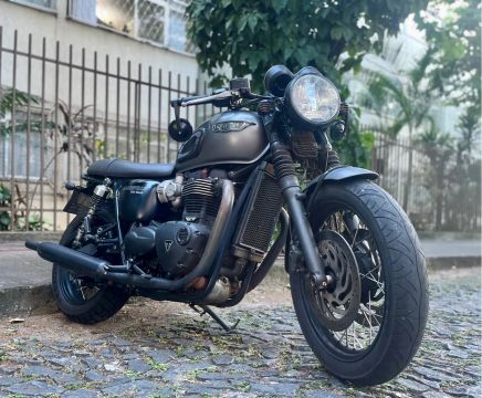 Triumph Bonneville 1200cc T120 Black 2017