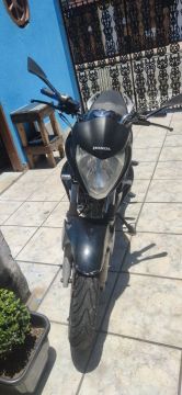 Vendo CB 300 2012 