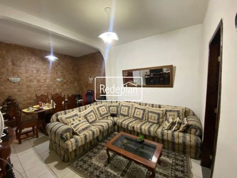 CASA 2 QUARTOS NO ANO BOM!