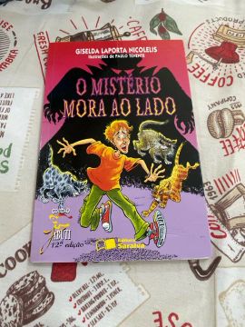 Livro O Mistério Mora ao Lado - Coleção ABUti