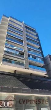 Apartamento com 3 Quartos para aluguel, 105m²