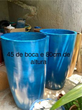 Vasos de planta azul 45cm de boca e 80cm de altura