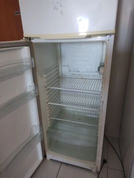 Geladeira Consul Duplex 334 litros