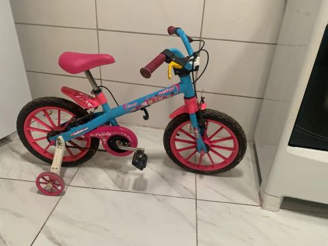 Bicicleta infantil.