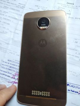 Moto Z Power - 64 GB - Dourado