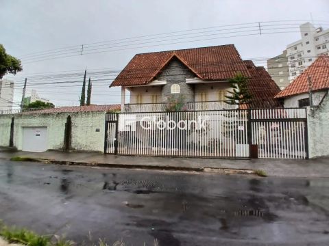 Casa em Montes Claros, no bairro Cidade Santa Maria, para locação.