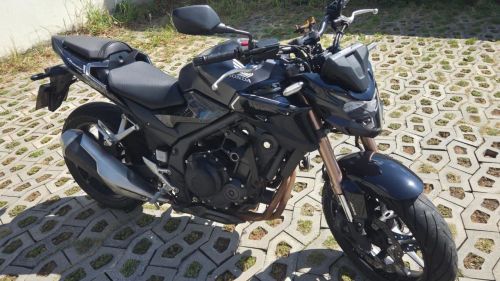 HONDA CB 500F 2023