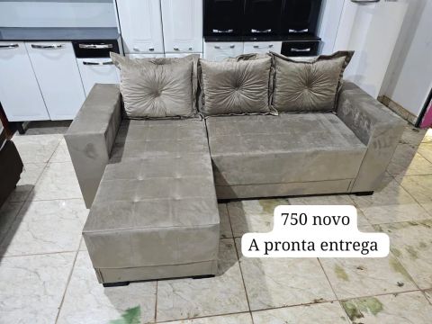 Sofá com chaise novo