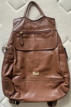 Mochila antifurto couro legítimo
