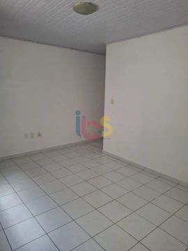 Vendo Apartamento no 2º Andar com Excelente Localização
