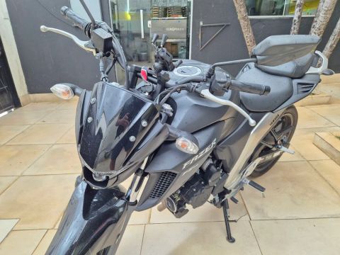 Yamaha Fazer 250 - Impecável