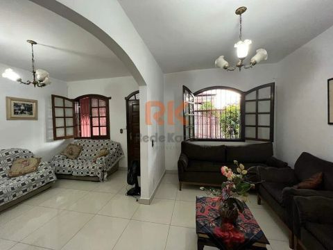 Casa à venda, 2 quartos, 1 suíte, 3 vagas, Alípio de Melo - Belo Horizonte/MG