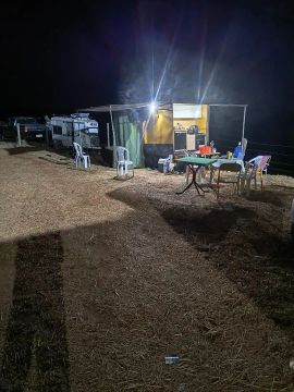 Mini Trailer com cozinha e doc