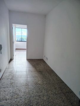Sala com recepção na área hospitalar!