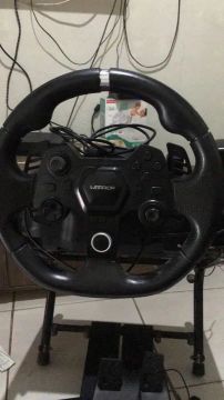 Volante para jogos de corrida Warrior