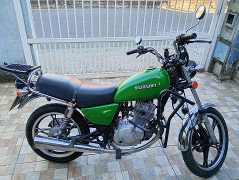 Suzuki Intruder 125 ano 2008 ótima para cidade