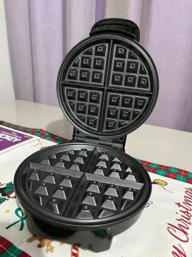 MAQUINA DE WAFFLE 127v