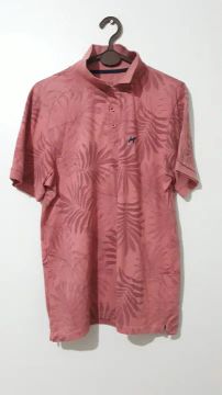 Camiseta gola polo. Tamanho G.
