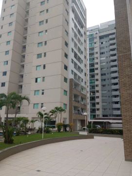 Aptos 2 Dormitórios. 2 Dormitórios semi-mobiliado 82m2. Av. Jacira Reis 