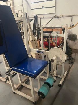 Máquina de Exercícios academia 