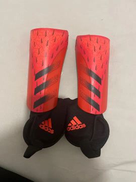 Caneleira ADIDAS PREDATOR 