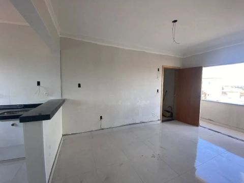 Apartamento em Rua Francisco Antônio de Oliveira - Santa Mônica - Uberlândia/MG