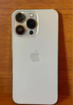 iPhone 15 Pro Branco - 256gb