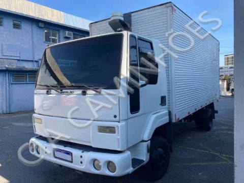 Ford Cargo 815 Ano 2006 Baú 5,5m