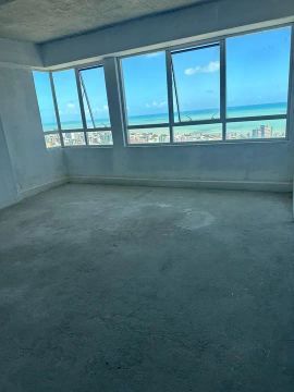 Sala comercial no Altiplex frente p/ o mar