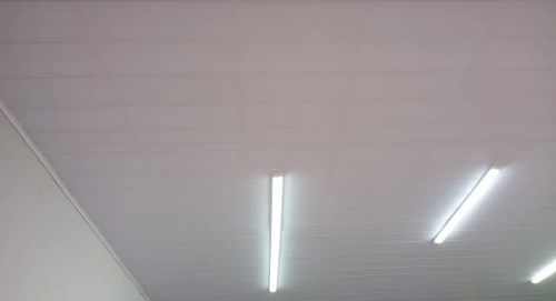 Forro PVC branco - Seminovo 