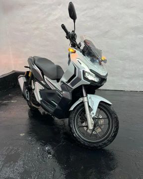 Honda ADV 160 2021- Impecável