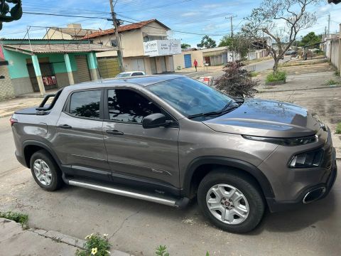 Vende-se Toro