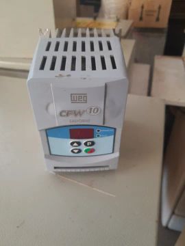 Inversor de Energia CFW 10 = Weg 1CV/ 220v
