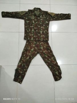 Uniforme Militar Camuflado